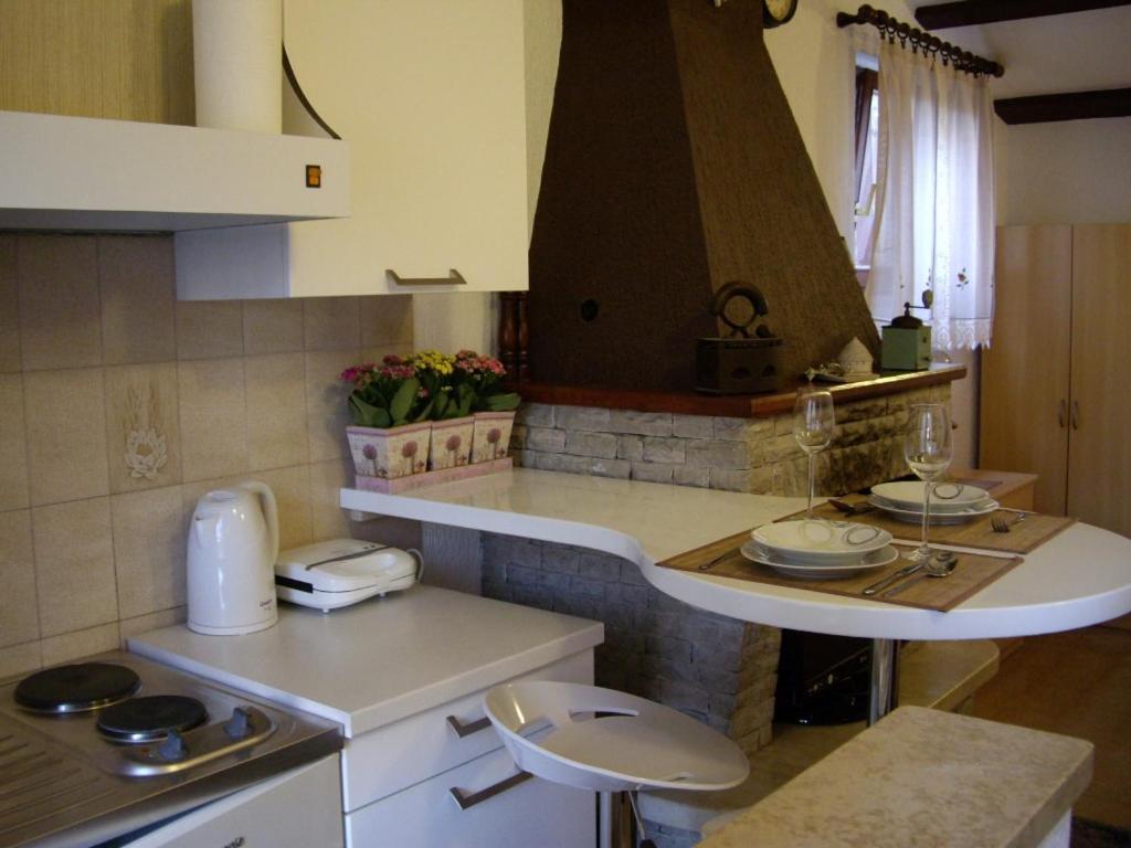 Adria Apartments Пула Екстер'єр фото