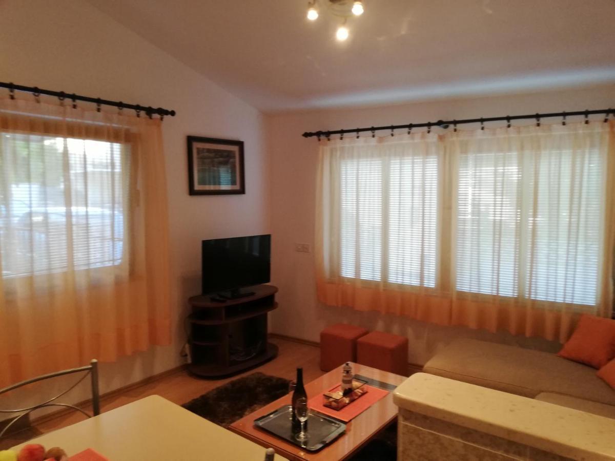 Adria Apartments Пула Екстер'єр фото